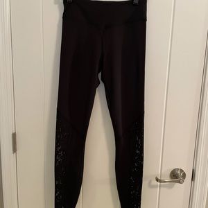 VARLEY Perforated Detail Legging